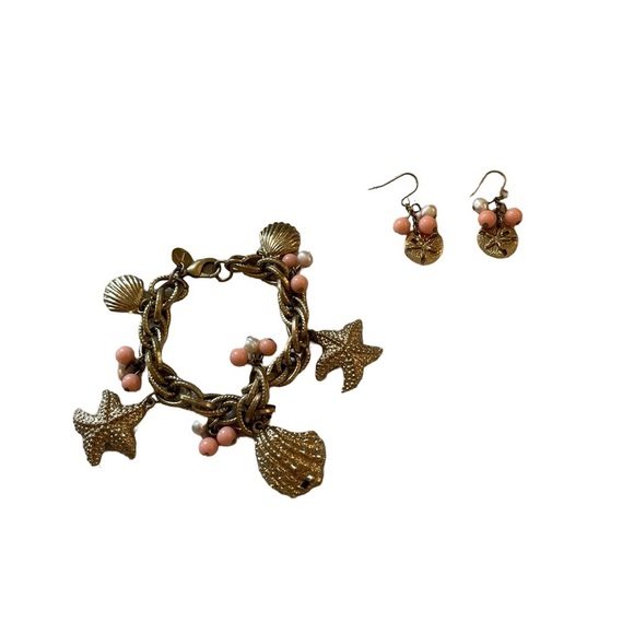 Talbots seashell bracelet and earrings set OS - Picture 1 of 3